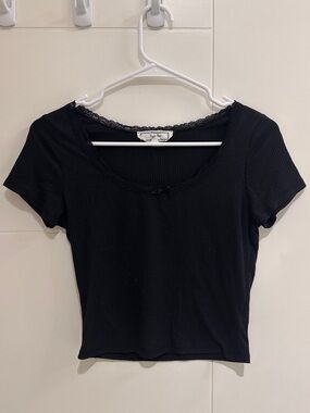 Hippie Rose - Black Ribbed Lace-Trim Crop Top